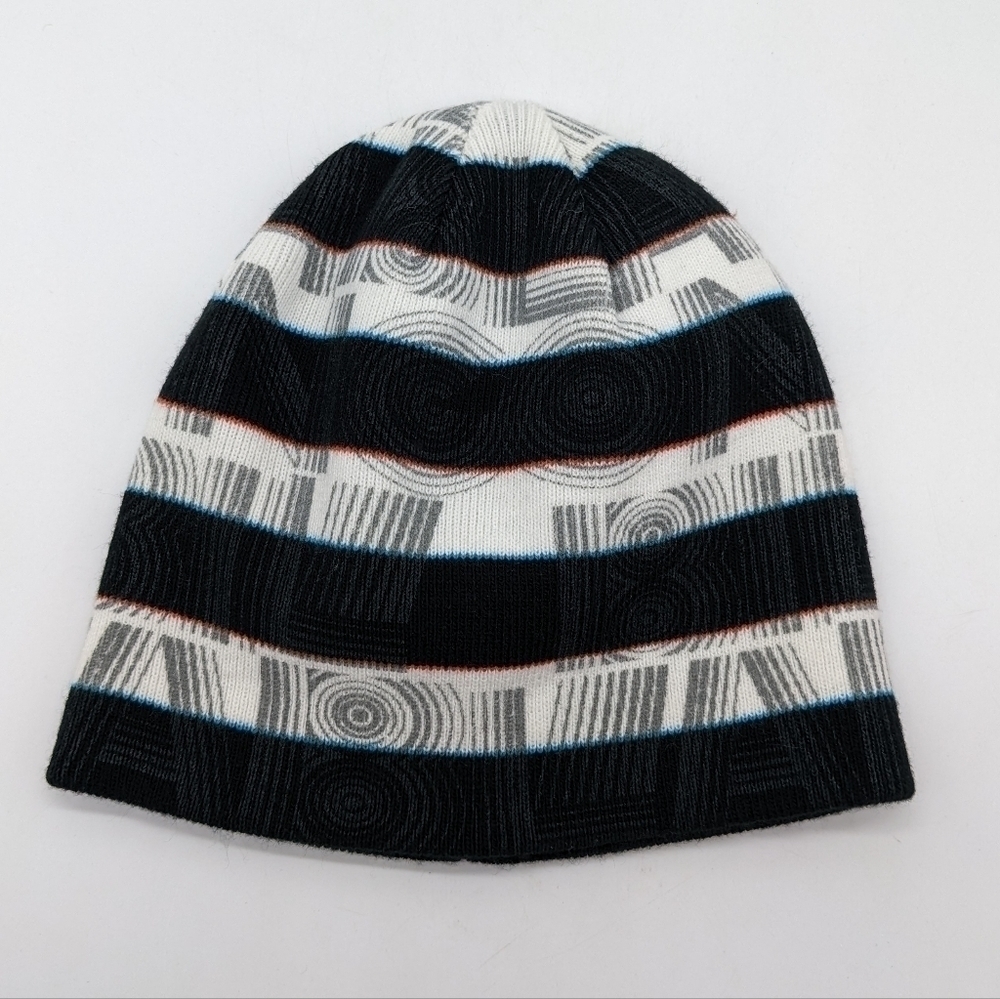 ✨3/$15 Billabong black white beanie hat
